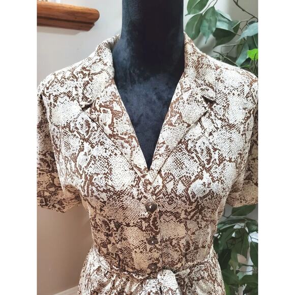 Angle Women's White & Brown Polyester Collared Short Sleeve Knee Length Dress M - Picture 5 of 10